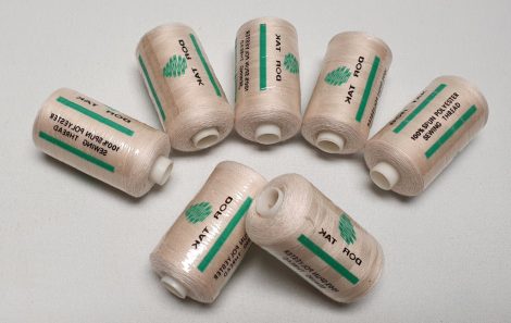 Cérna - bézs világos