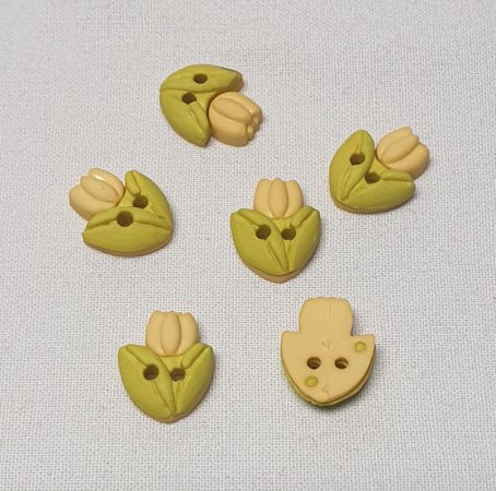Tulipánt formájú gomb – sárga