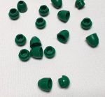   Összepattintható zsinórvég kupak zöld színben – praktikus és esztétikus megoldás 