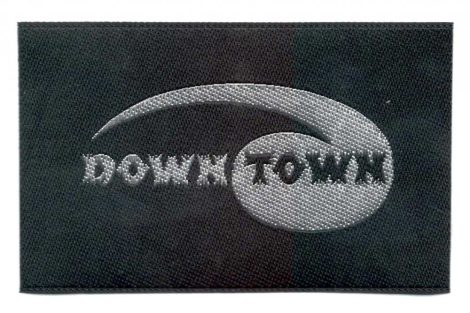 Down town - ruhára vasalható textil matrica