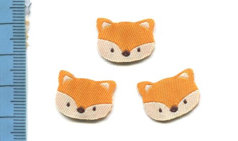 Róka - ruhára vasalható pici textil matrica