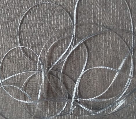 Szatén szalag - 1,5 mm - szürke